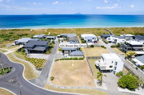 Photo of property in 101 Bream Bay Drive, Ruakaka, 0116