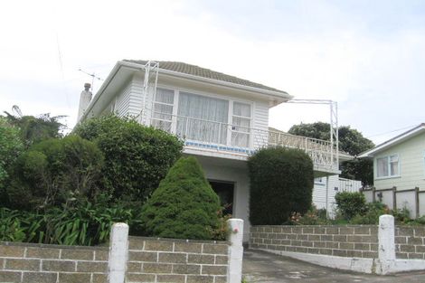 Photo of property in 84 Bell Street, Tawa, Wellington, 5028