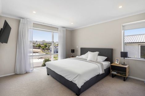 Photo of property in 23 Kukuwai Avenue, Red Beach, 0932