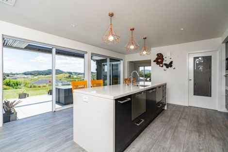 Photo of property in 130 Karanui Road, Te Kamo, Kamo, 0185