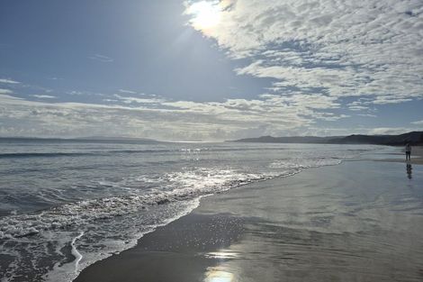 Photo of property in 105 Mahoe Place, Matarangi, Whitianga, 3592