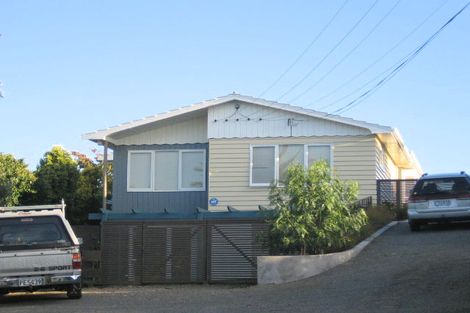 Photo of property in 7 Whyte Street, Paraparaumu Beach, Paraparaumu, 5032