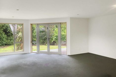 Photo of property in 122 Halswell Junction Road, Halswell, Christchurch, 8025