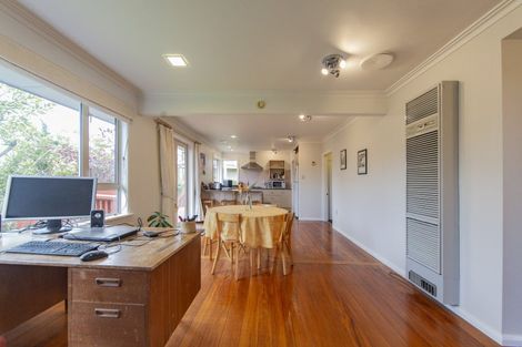 Photo of property in 39 Lincoln Terrace, Hokowhitu, Palmerston North, 4410