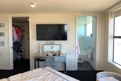 Photo of property in The Links, 378-382 Kapiti Road, Paraparaumu Beach, Paraparaumu, 5032