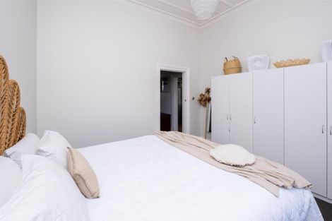 Photo of property in 194 South Road, Hawera, 4610