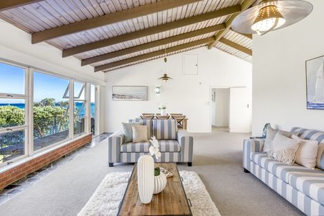 Photo of property in 899 Whangaparaoa Road, Manly, Whangaparaoa, 0930