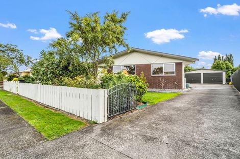 Photo of property in 14 Ferndale Place, Feilding, 4702