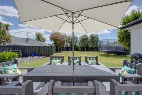 Photo of property in 19 Fairview Place, Havelock North, 4130