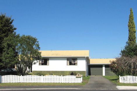 Photo of property in 15 Nicholas Avenue, Whitianga, 3510