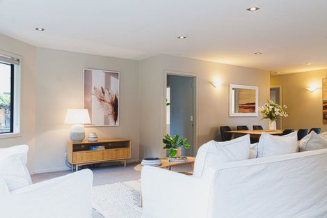 Photo of property in 1a Maple Court, Arthurs Point, Queenstown, 9371