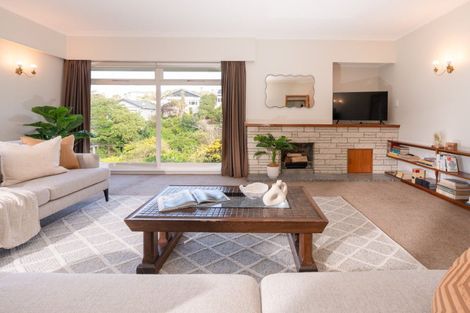 Photo of property in 72 Severn Street, Island Bay, Wellington, 6023