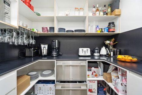 Photo of property in 4 Catherin Servant Close, Maunu, Whangarei, 0110