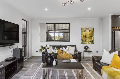Photo of property in 13c Griffen Park Road, Mount Roskill, Auckland, 1041