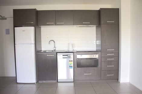 Photo of property in Shoal Haven Apartments, 407a/130 Anzac Street, Takapuna, Auckland, 0622