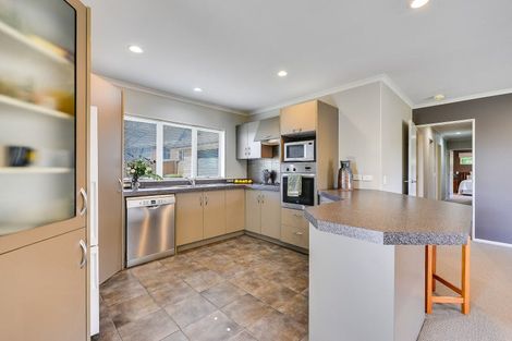 Photo of property in 12 Everton Place, Grandview Heights, Hamilton, 3200