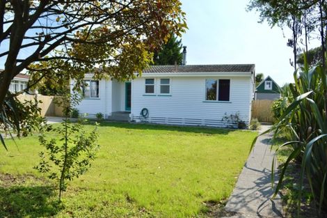 Photo of property in 7 Temuera Street, Otaki, 5512