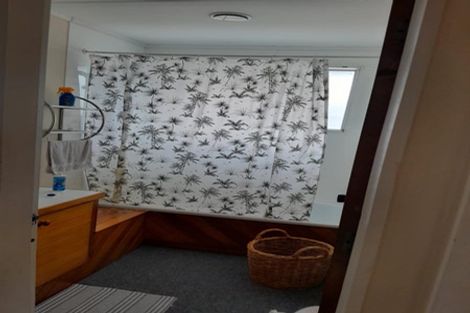 Photo of property in 9 Cypress Grove, Paraparaumu, 5032