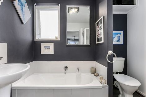 Photo of property in 3 The Circle, Manly, Whangaparaoa, 0930