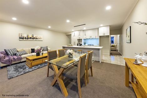 Photo of property in 8 Warbler Crescent, Papakura, 2110