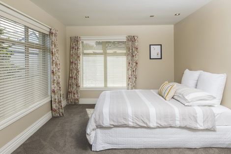 Photo of property in 103 Aikmans Road, Merivale, Christchurch, 8014