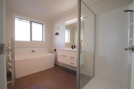 Photo of property in 33 Huron Street, East Gore, Gore, 9710