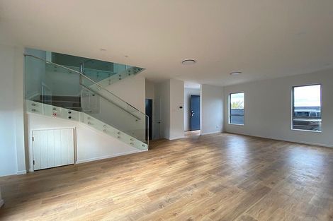 Photo of property in 41e Nelson Street, Howick, Auckland, 2014