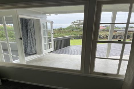 Photo of property in 12 Dowling Place, Pakuranga, Auckland, 2010