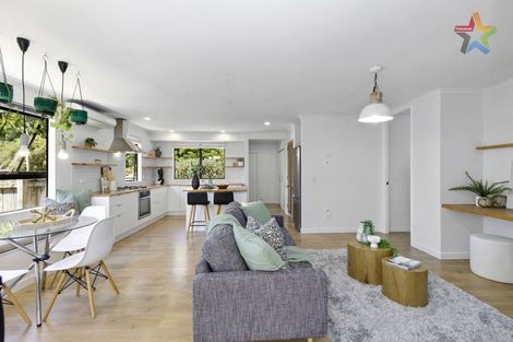 Photo of property in 9 Field Street, Silverstream, Upper Hutt, 5019