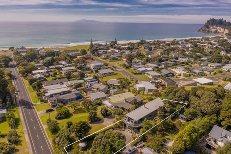 Photo of property in 35 Whiritoa Beach Road, Whiritoa, Whangamata, 3691