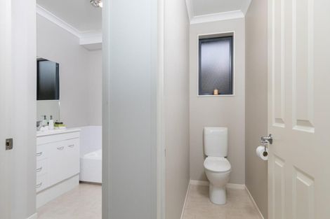 Photo of property in 1042a Heaphy Terrace, Fairfield, Hamilton, 3214