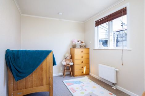 Photo of property in 8 Massey Street, Westown, New Plymouth, 4310