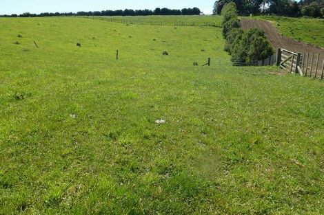 Photo of property in 210 Turuturu Road, Hawera, 4674