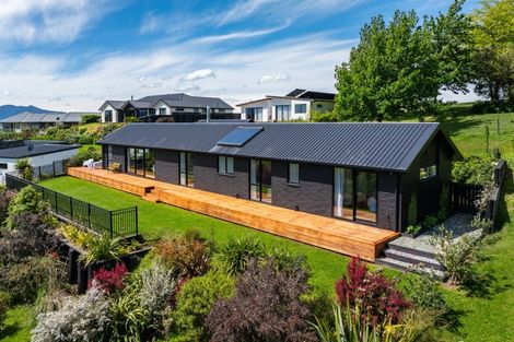 Photo of property in 19 Golf View Close, Fairhall, 7272