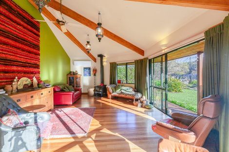Photo of property in 10 Labyrinth Lane, Takaka, 7183