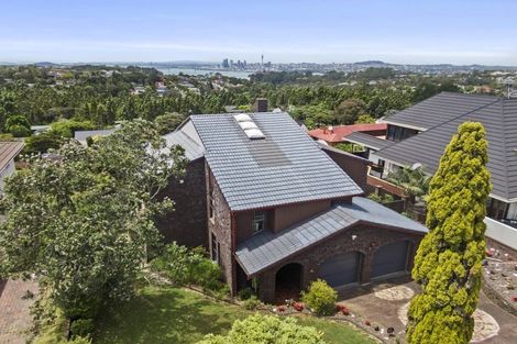 Photo of property in 40 Balmain Road, Chatswood, Auckland, 0626