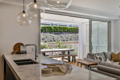 Photo of property in 109 Hibiscus Drive, Orewa, 0931