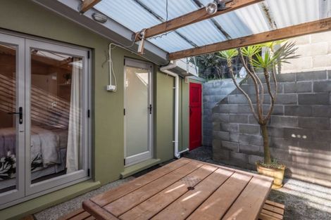 Photo of property in 74a Liardet Street, Vogeltown, Wellington, 6021