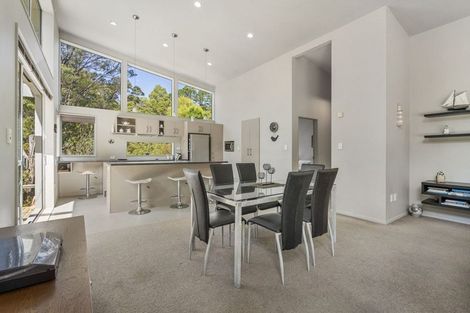 Photo of property in 10 Beach Street, Sandspit, Warkworth, 0982