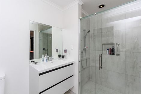 Photo of property in 60a Penrod Drive, Bell Block, New Plymouth, 4312