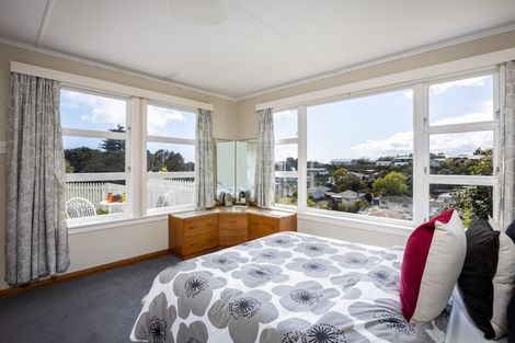 Photo of property in 8 Lynmouth Heights, Lynmouth, New Plymouth, 4310