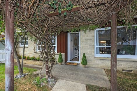 Photo of property in 2/707 York Street, Mahora, Hastings, 4120