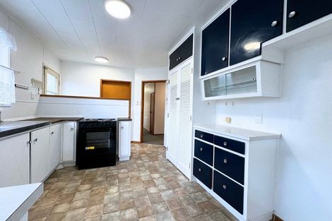 Photo of property in 94 Ferry Parade, Herald Island, Auckland, 0618