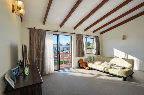 Photo of property in 2/29 Rogan Street, Mount Roskill, Auckland, 1041