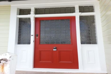 Photo of property in 90 Kelburn Parade, Kelburn, Wellington, 6012