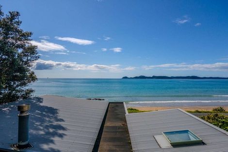 Photo of property in 135 Long Beach Road, Russell, 0202