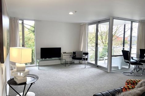 Photo of property in 2/15 Peterborough Street, Christchurch Central, Christchurch, 8013