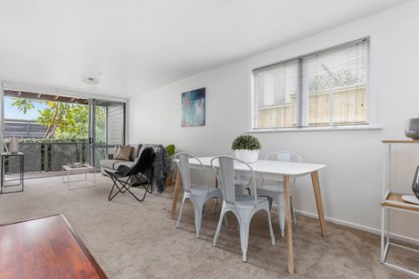 Photo of property in 4/11 Sentinel Road, Herne Bay, Auckland, 1011