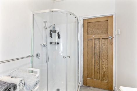 Photo of property in 64 Lyndhurst Street, Takaro, Palmerston North, 4412