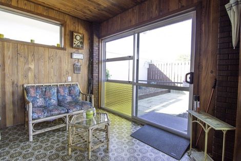 Photo of property in 18 Meadowbrook Drive, Cloverlea, Palmerston North, 4412